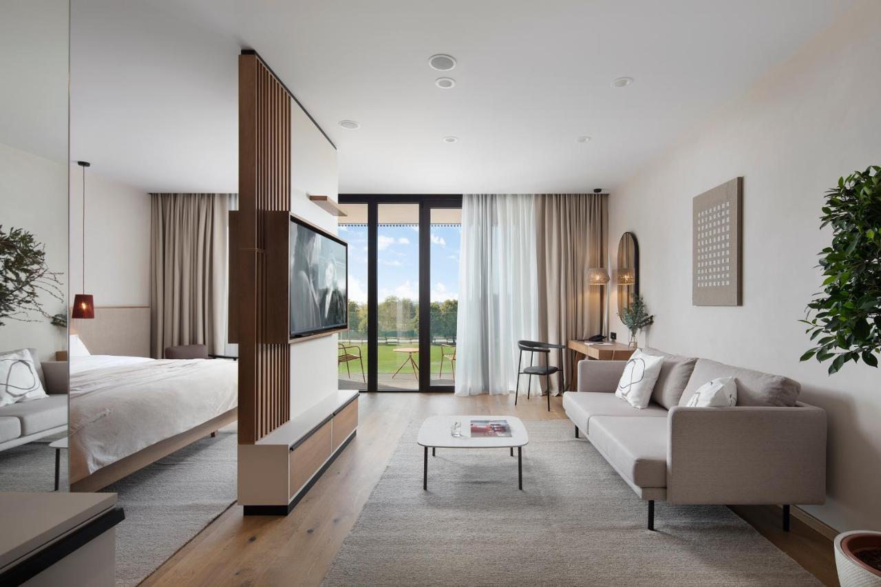 Hotel Materra Osijek Eksteriør billede